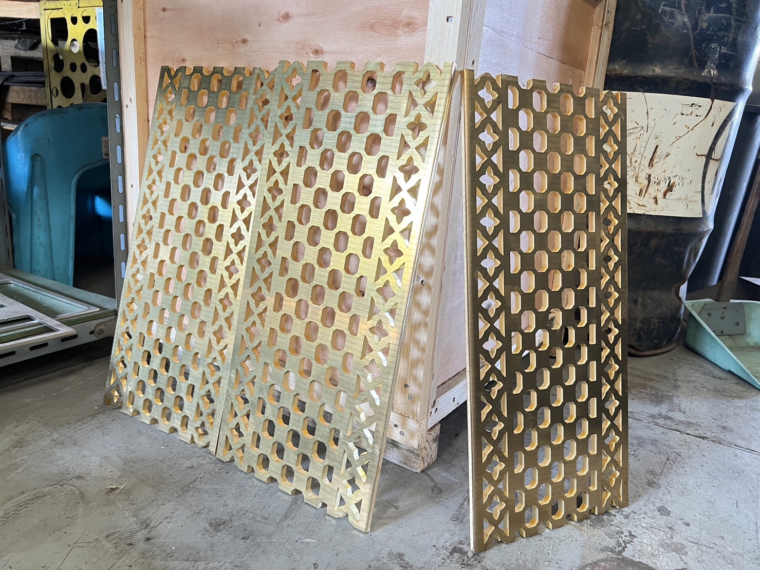 ฉลุลายฟาซาด