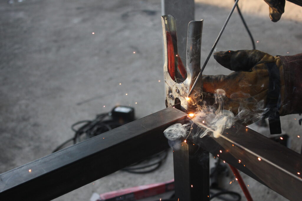 การเชื่อมเหล็ก